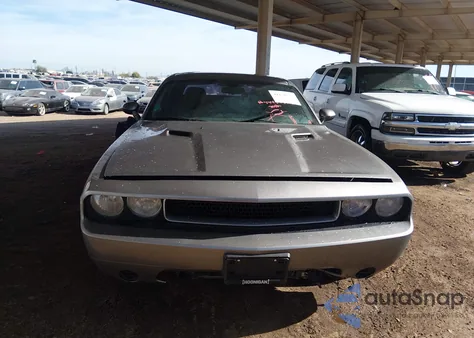 2012 Dodge Challenger Sxt z USA, uszkodzony, nr VIN 2C3CDYAG2CH246290